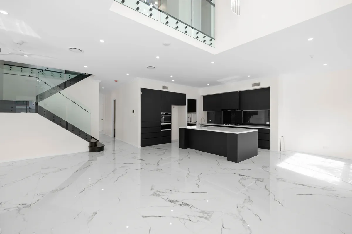 Ormskirk Residence in Calamvale, QLD - gallery image 9