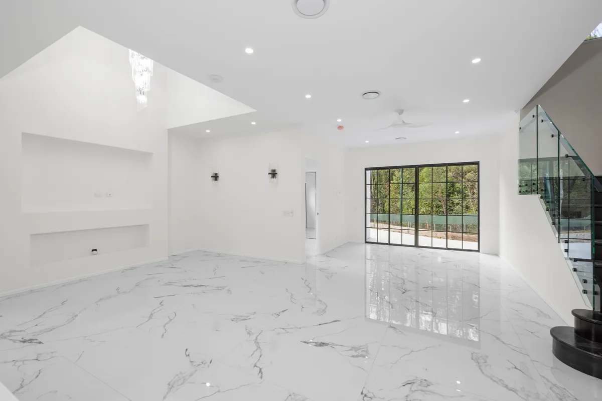 Ormskirk Residence in Calamvale, QLD - gallery image 16
