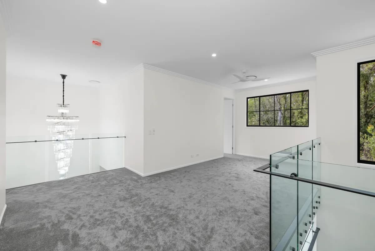 Ormskirk Residence in Calamvale, QLD - gallery image 17