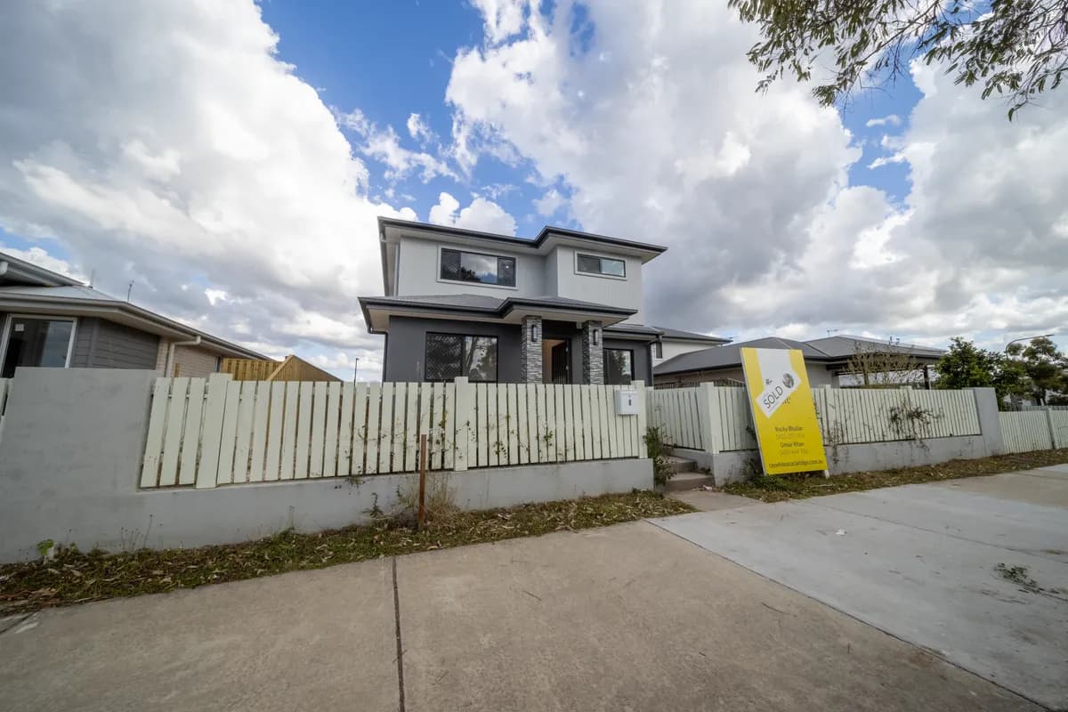 8 Vineyard Drive — Image 3