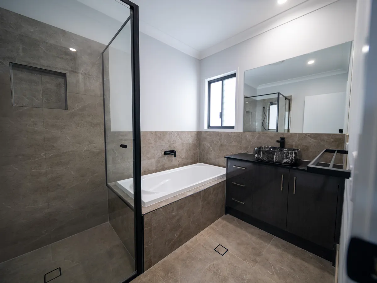 8 Vineyard Drive — Image 11