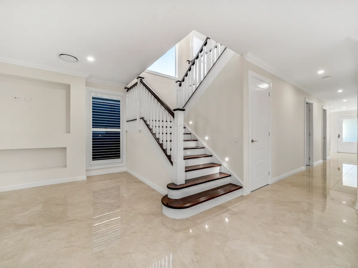 25 Langford Street — Image 6