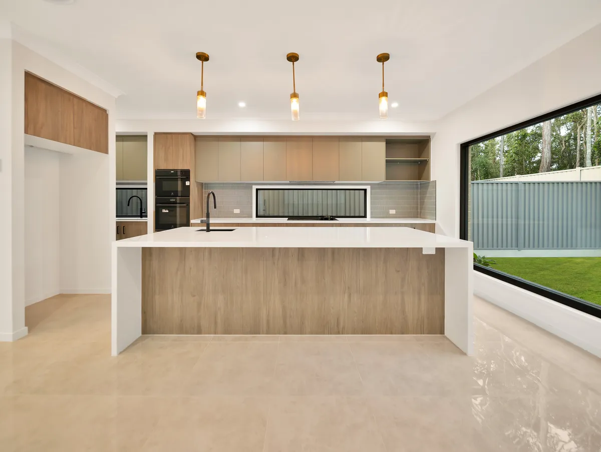 35 Ayesha Place — Image 1